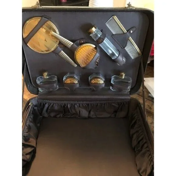 VINTAGE 1940's WARREN LEATHER TRAIN TRAVEL VANITY LUGGAGE CASE & SUPPLIES USA - Picture 1 of 11